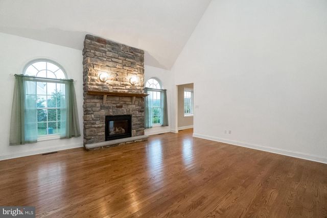 125 HILLVIEW RD, Kunkletown, PA 18058