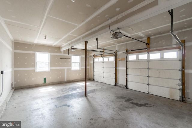 125 HILLVIEW RD, Kunkletown, PA 18058