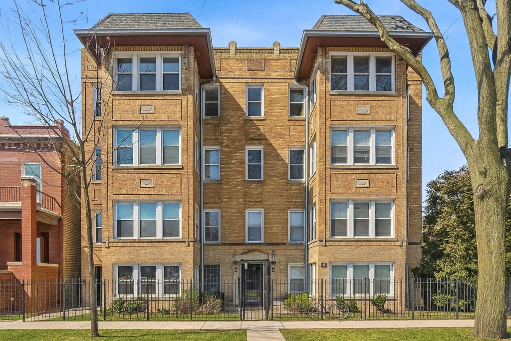 2452 N Lawndale Avenue G, Chicago, IL 60647