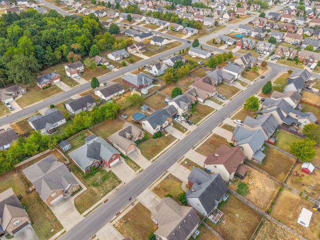 1458 Cobra Ln, Clarksville, TN 37042