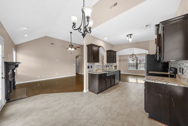 1458 Cobra Ln, Clarksville, TN 37042
