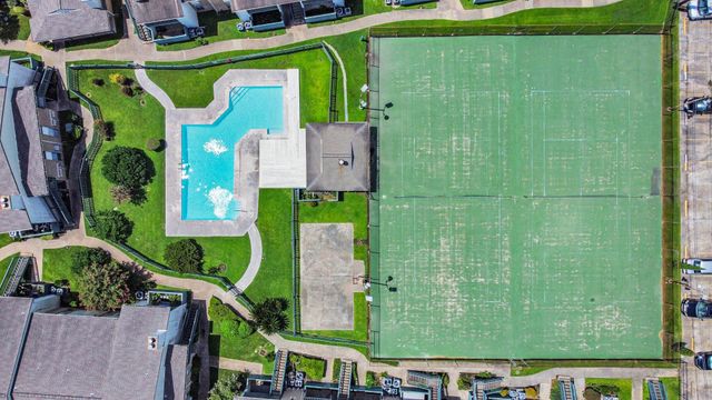 250 El Dorado Boulevard 204, Houston, TX 77598
