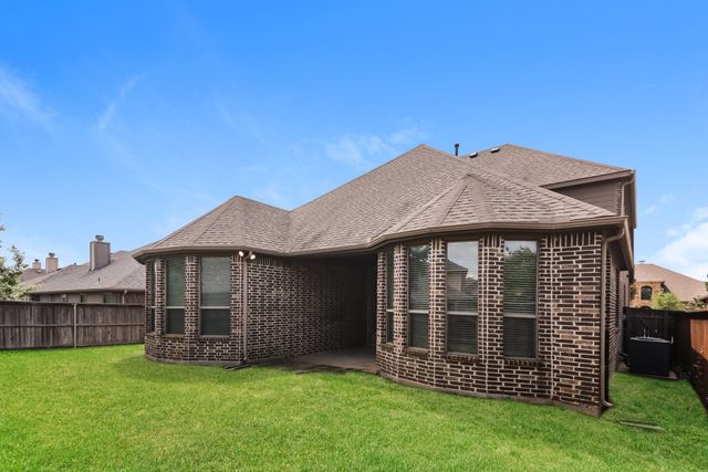 126 Griffin Avenue, Fate, TX 75189