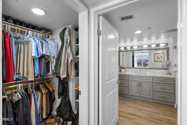 4376 Tradewinds Drive, Oxnard, CA 93035