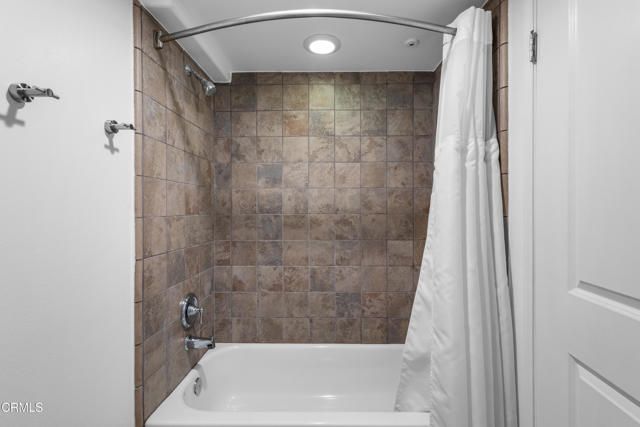 4376 Tradewinds Drive, Oxnard, CA 93035