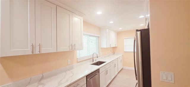 1954 DEERFIELD DRIVE, Lakeland, FL 33813