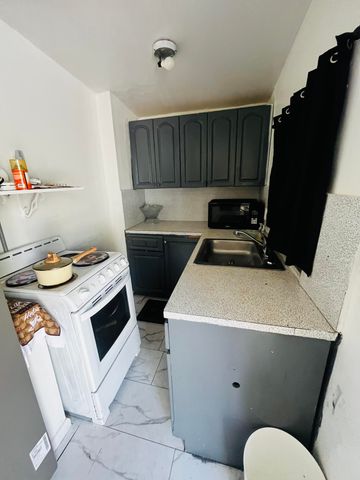 19530 NW 11th Avenue, Miami Gardens, FL 33169