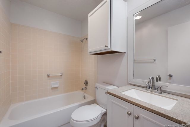 5111 Anacacho, San Antonio, TX 78217