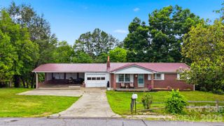 4219 Benfield Drive, Hudson, NC 28638