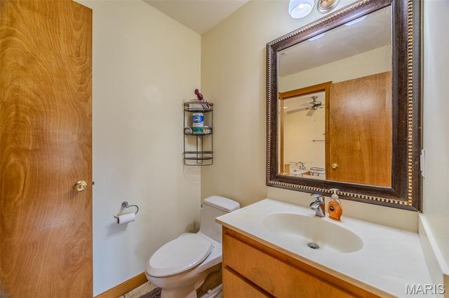 23643 Red Hawk Drive, Lebanon, MO 65536