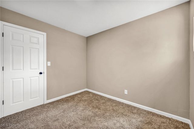 16817 Glenpark Avenue, Cleveland, OH 44128