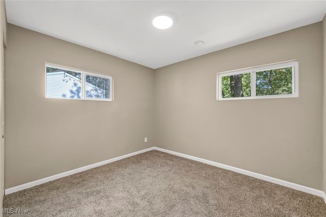 16817 Glenpark Avenue, Cleveland, OH 44128