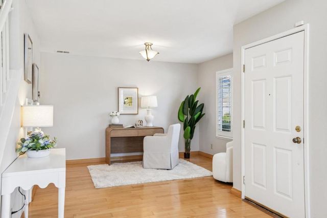 1562 Clampett Way, San Jose, CA 95131