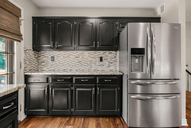 21509 W 51st Street, Shawnee, KS 66226