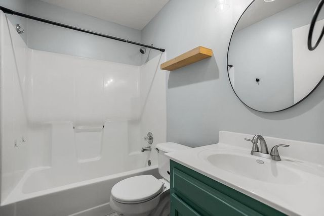 21509 W 51st Street, Shawnee, KS 66226