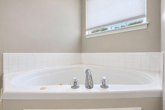 21509 W 51st Street, Shawnee, KS 66226