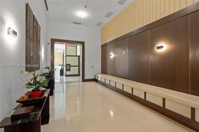 4242 NW 2nd St 1609, Miami, FL 33126