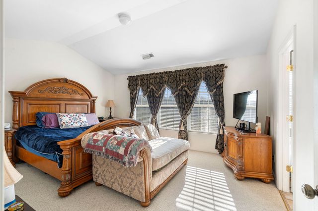 1713 Kendall Cove Ln, Mount Juliet, TN 37122