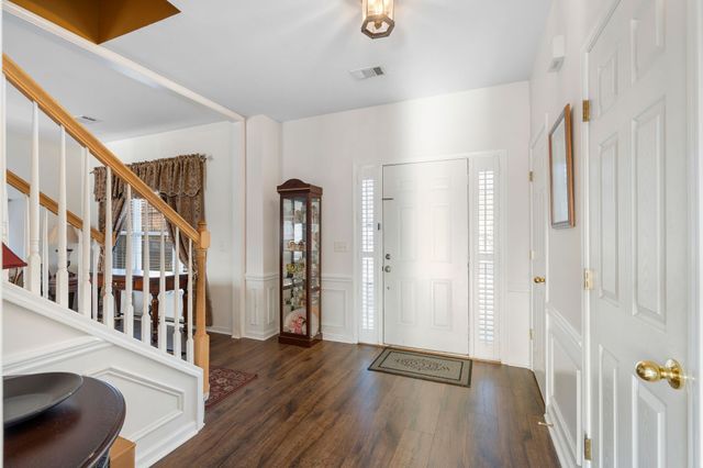 1713 Kendall Cove Ln, Mount Juliet, TN 37122