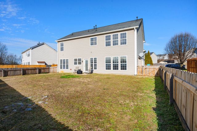 1713 Kendall Cove Ln, Mount Juliet, TN 37122