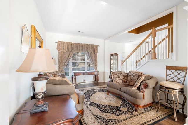 1713 Kendall Cove Ln, Mount Juliet, TN 37122