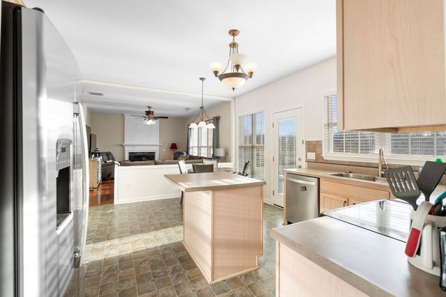 1713 Kendall Cove Ln, Mount Juliet, TN 37122