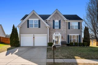 1713 Kendall Cove Ln, Mount Juliet, TN 37122