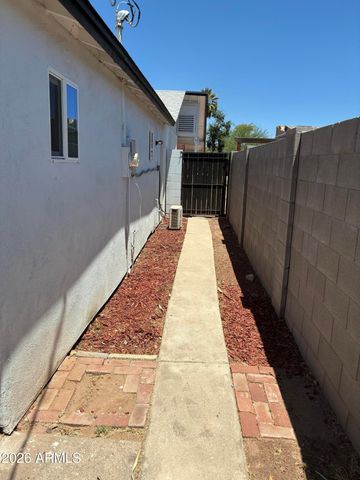 611 W 11TH Street, Tempe, AZ 85281