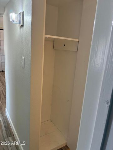 611 W 11TH Street, Tempe, AZ 85281
