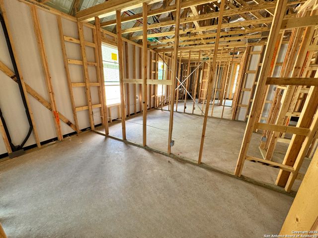 139 Annette Drive, Castroville, TX 78253