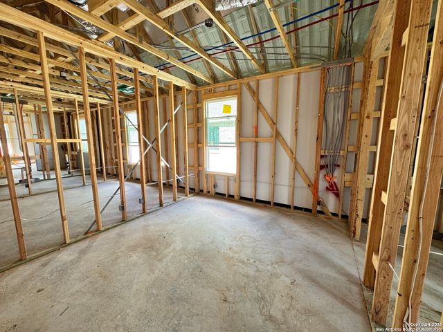 139 Annette Drive, Castroville, TX 78253