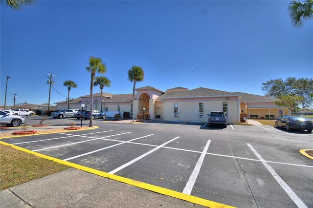 2319 CLUB CIRCLE, Lake Wales, FL 33854