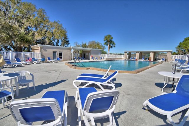 2319 CLUB CIRCLE, Lake Wales, FL 33854