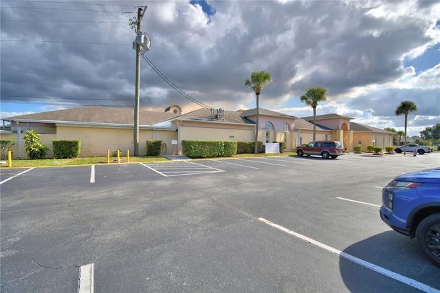 2319 CLUB CIRCLE, Lake Wales, FL 33854