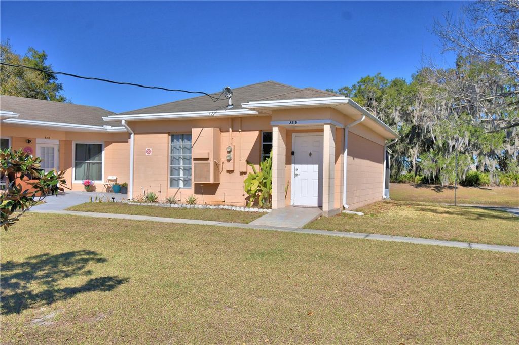 2319 CLUB CIRCLE, Lake Wales, FL 33854