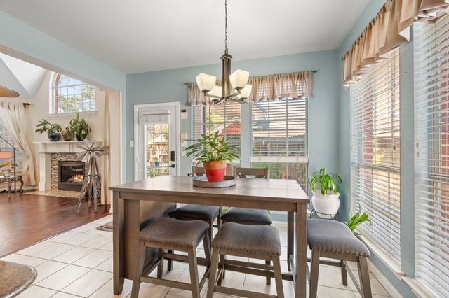 10 Meadow Ridge Drive, Trophy Club, TX 76262