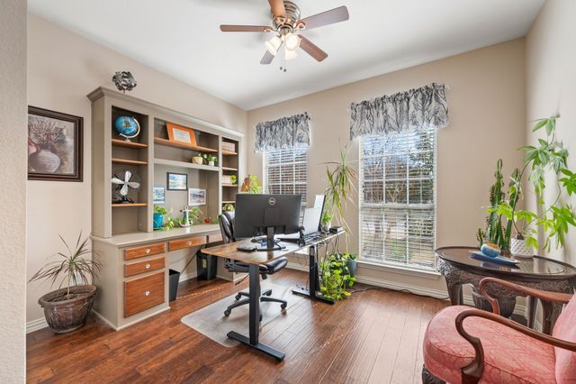 10 Meadow Ridge Drive, Trophy Club, TX 76262