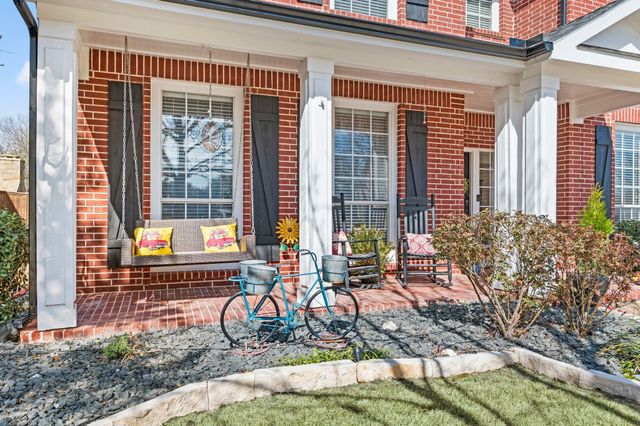 10 Meadow Ridge Drive, Trophy Club, TX 76262