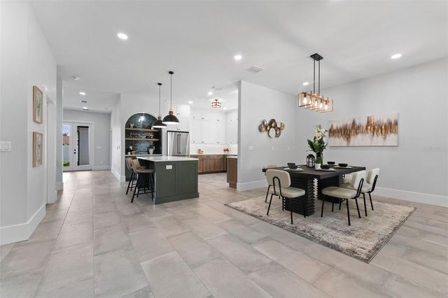 806 W ADALEE STREET, Tampa, FL 33603