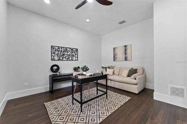 806 W ADALEE STREET, Tampa, FL 33603