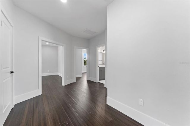 806 W ADALEE STREET, Tampa, FL 33603