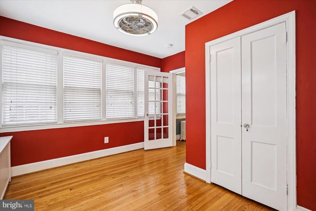 1114 21ST ST S, Arlington, VA 22202