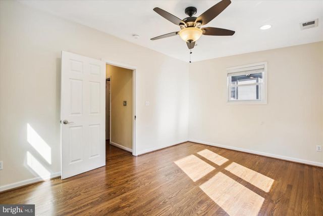 1114 21ST ST S, Arlington, VA 22202