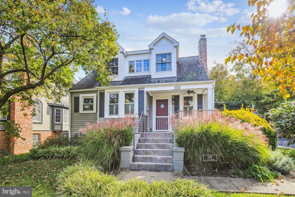 1114 21ST ST S, Arlington, VA 22202