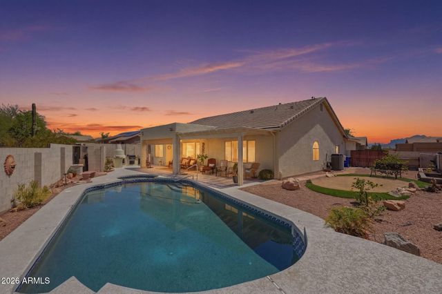 9557 E LOCKWOOD Circle, Mesa, AZ 85207