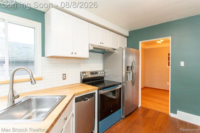 8501 Northfield Boulevard, Oak Park, MI 48237