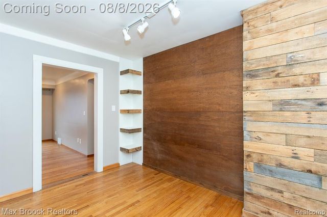 8501 Northfield Boulevard, Oak Park, MI 48237