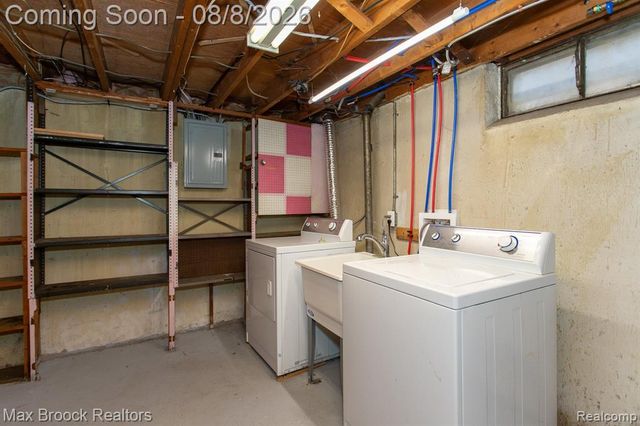 8501 Northfield Boulevard, Oak Park, MI 48237