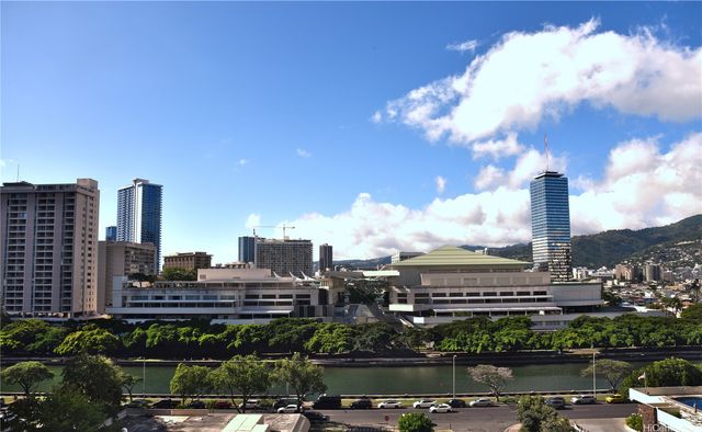 400 Hobron Lane 908, Honolulu, HI 96815