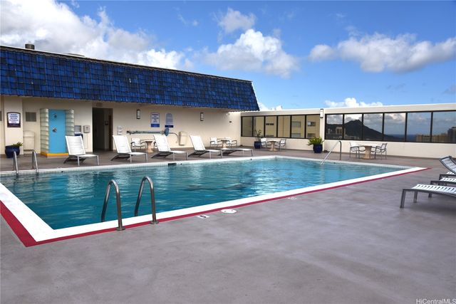 400 Hobron Lane 908, Honolulu, HI 96815